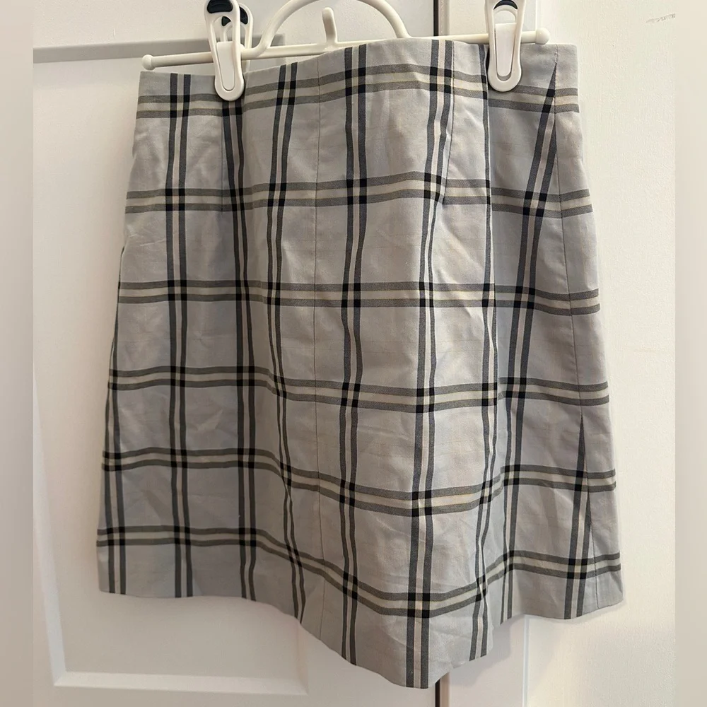 Aritzia Sunday Best Grey Plaid Mini Skirt Size 4 Women’s Yuri Skirt - Picture 8 of 10